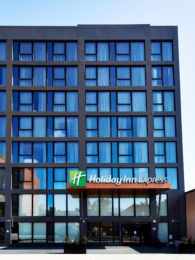 Holiday Inn Express - Nyc Brooklyn - Sunset Park By Ihg New York Buitenkant foto
