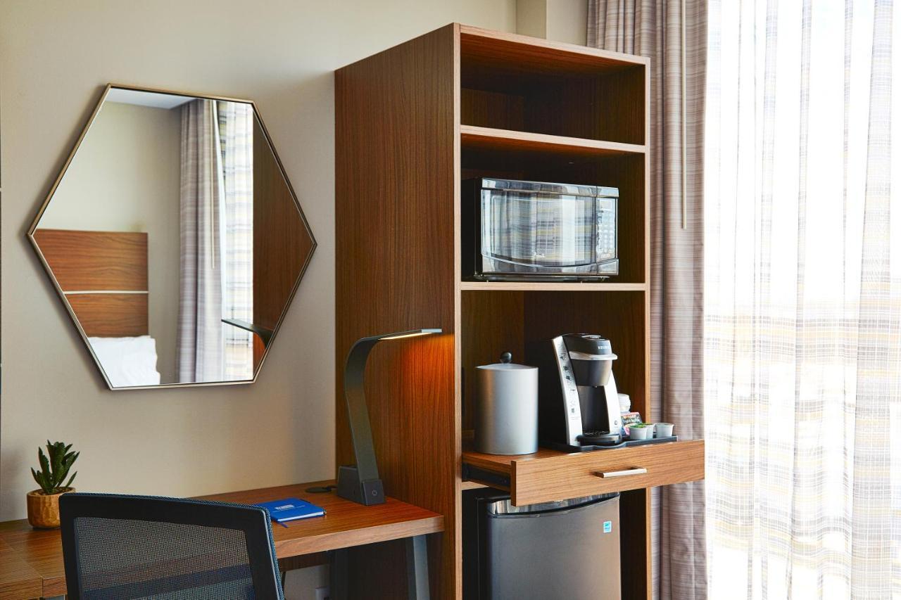 Holiday Inn Express - Nyc Brooklyn - Sunset Park By Ihg New York Buitenkant foto