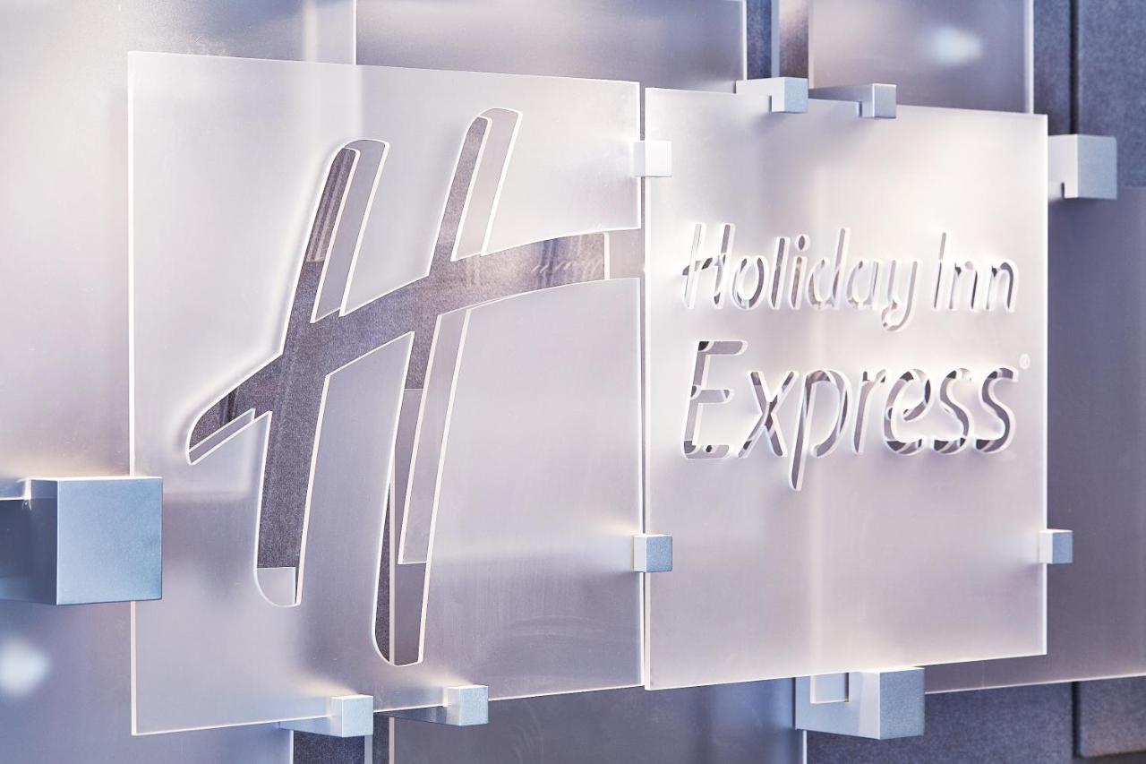 Holiday Inn Express - Nyc Brooklyn - Sunset Park By Ihg New York Buitenkant foto